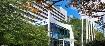 Novotel London West