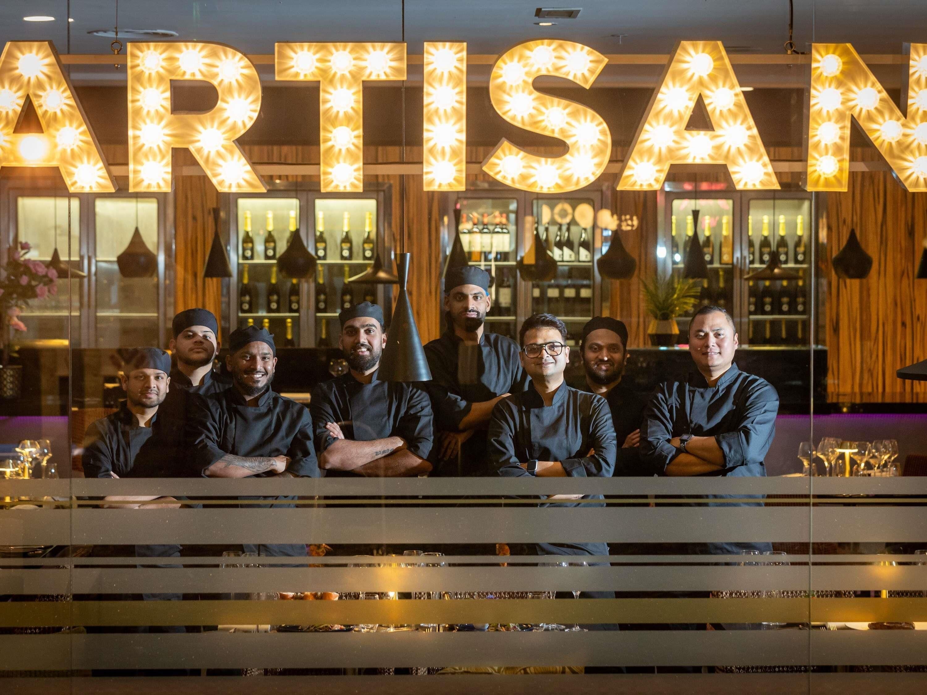 2 restaurants, breakfast, dinner served; Modern European cuisine 