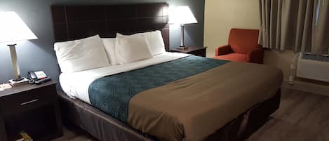 Standard Room, 1 King Bed, Smoking