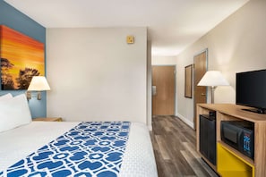 Free cots/infant beds, rollaway beds, free WiFi, bed sheets