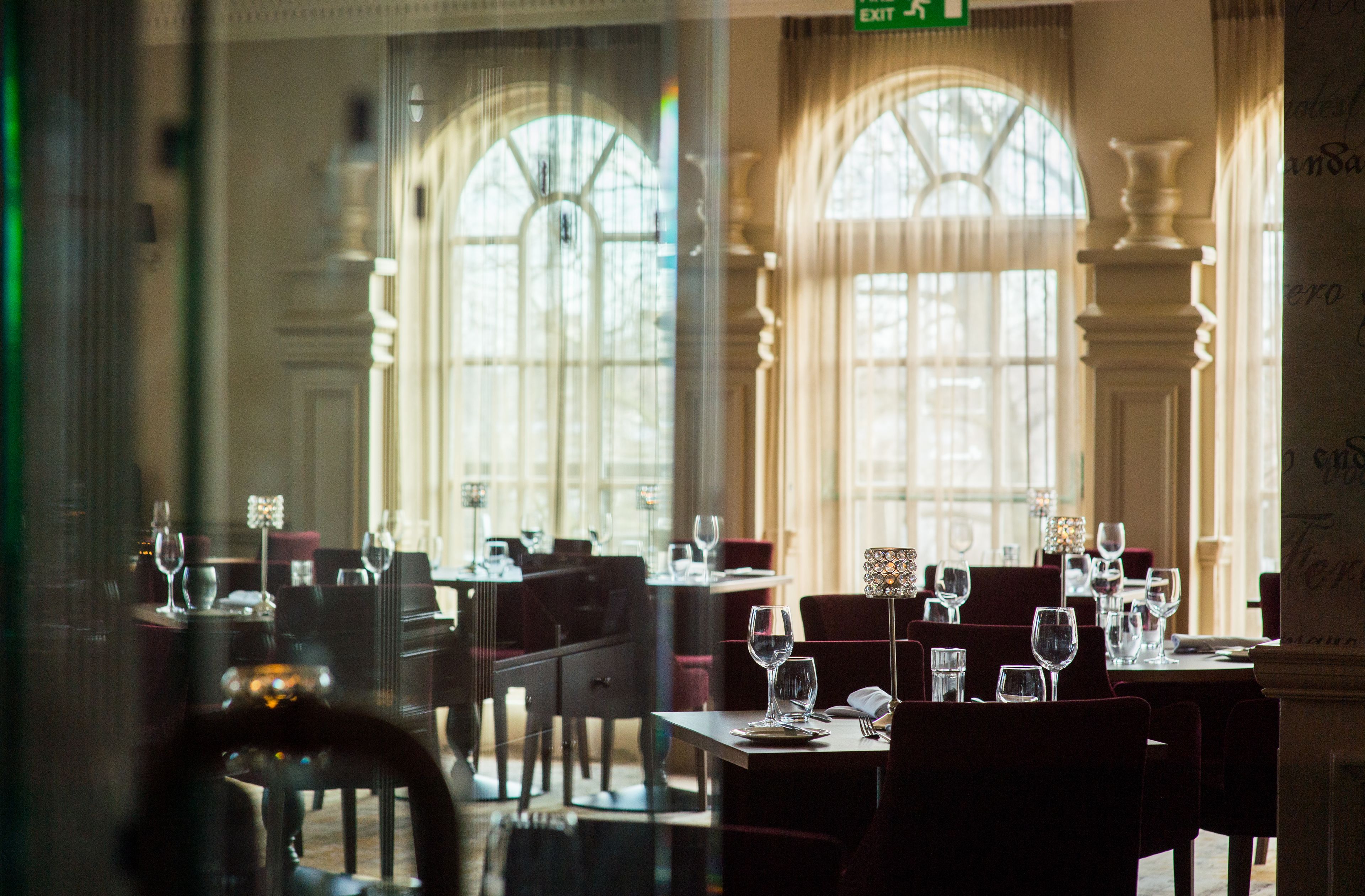 lunch and dinner served