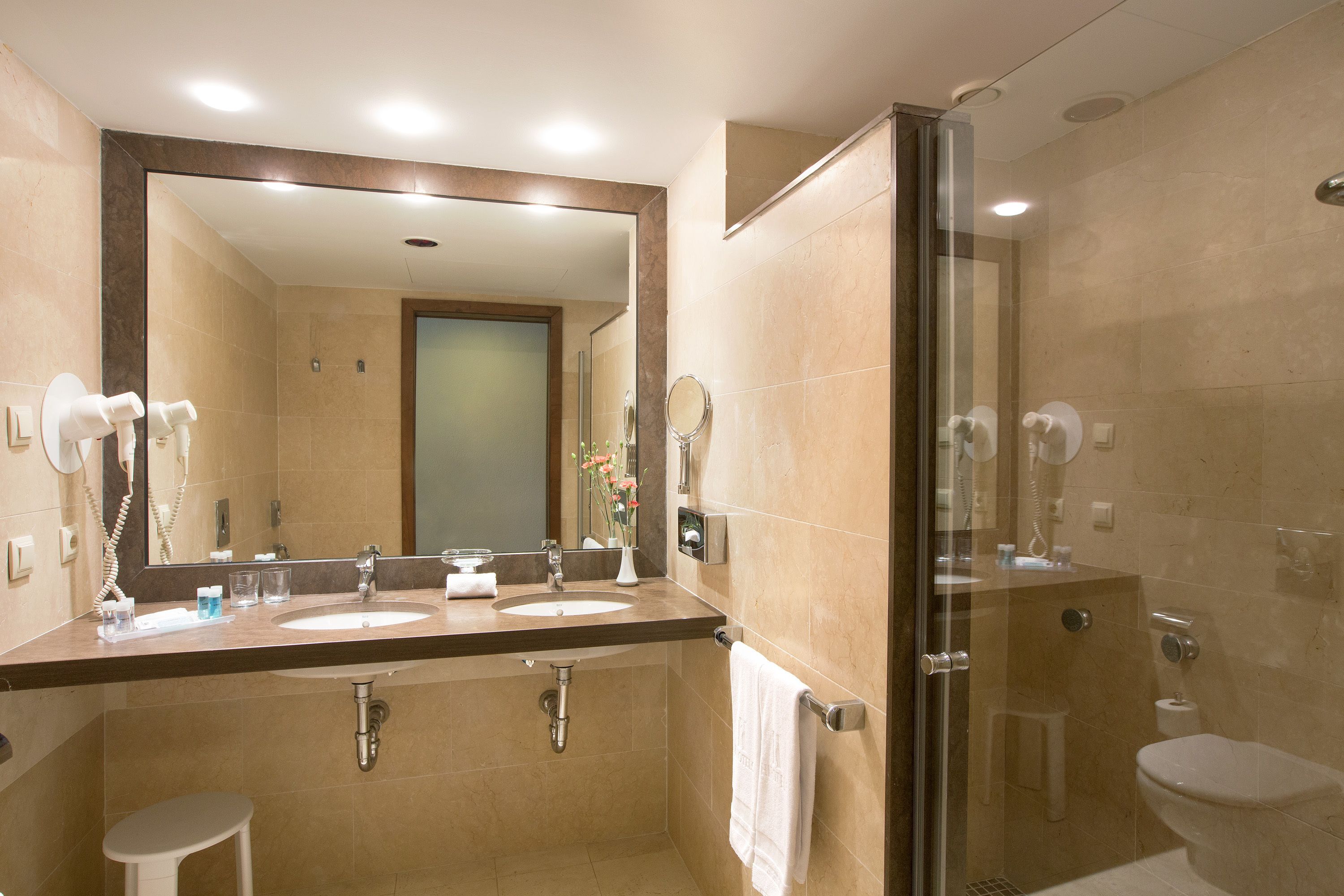 1 bedroom, minibar, in-room safe, desk