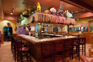 2 restaurants, breakfast, lunch, dinner served; Mexican cuisine