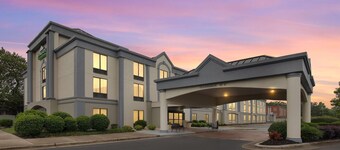 Wingate by Wyndham Greensboro/Coliseum