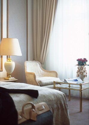 Hypo-allergenic bedding, minibar, in-room safe, laptop workspace - Savoy Berlin (Berlin)