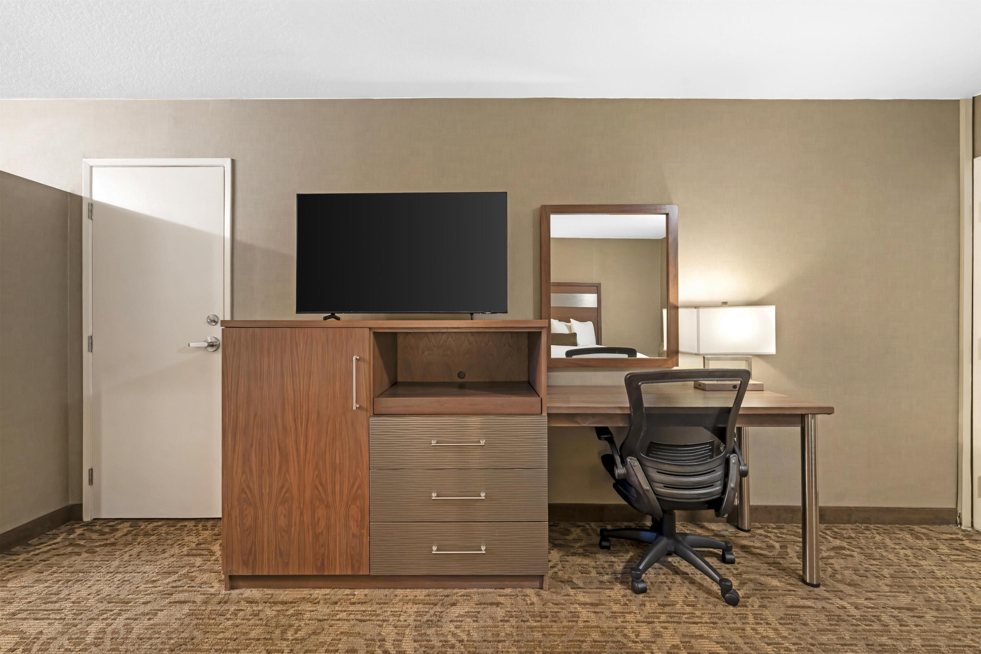 Photo - Best Western Plus Anaheim Inn