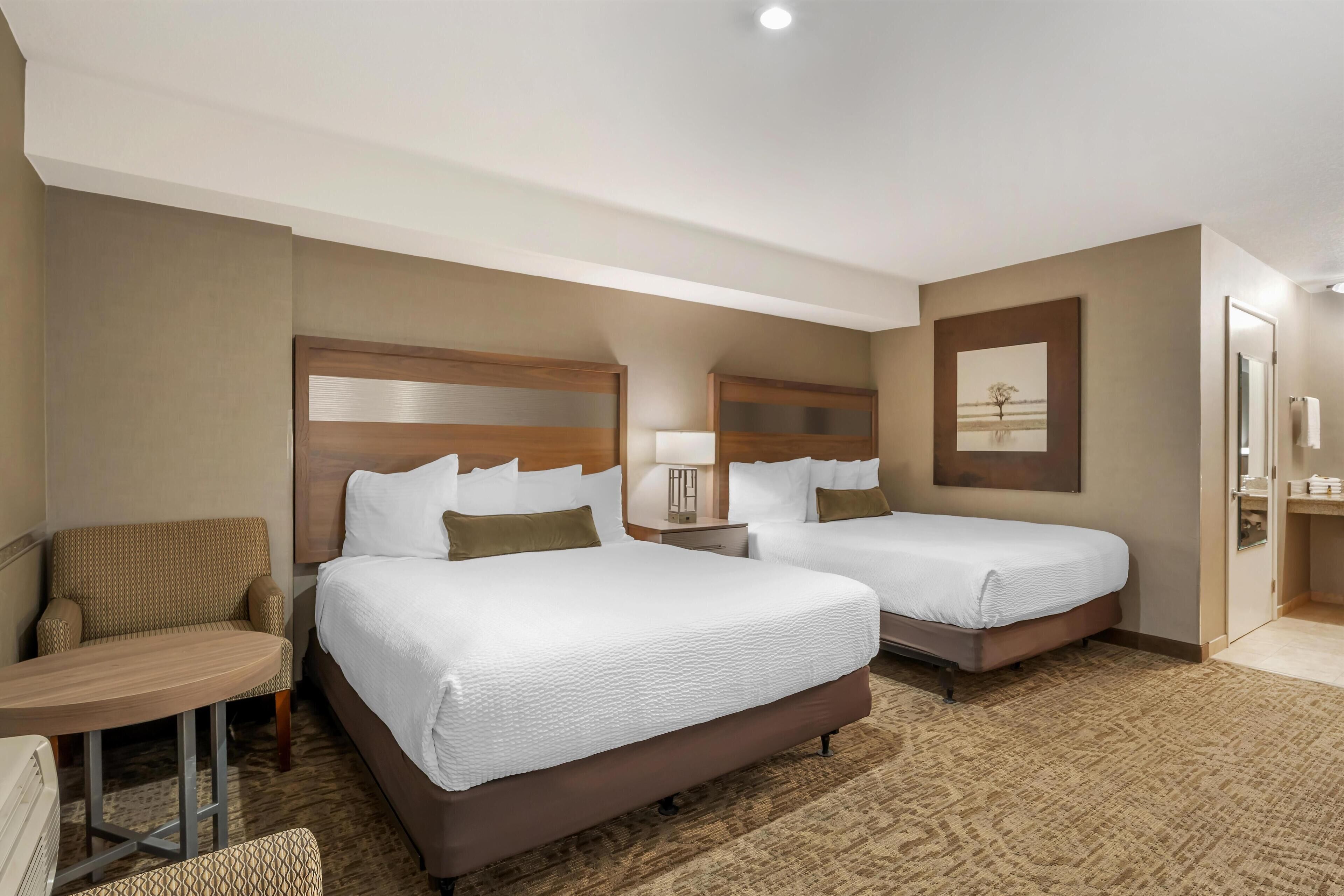 Skrivebord, skrivebord for bærbar PC og strykejern/-brett