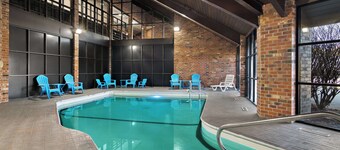 Clarion Pointe Bloomington – Normal near I-55 and University