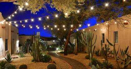 Lodge on the Desert