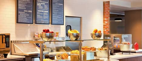 Déjeuner et souper servis sur place