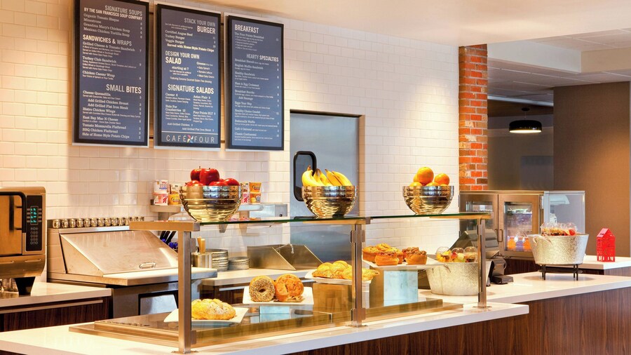 Four Points by Sheraton San Francisco Bay Bridge