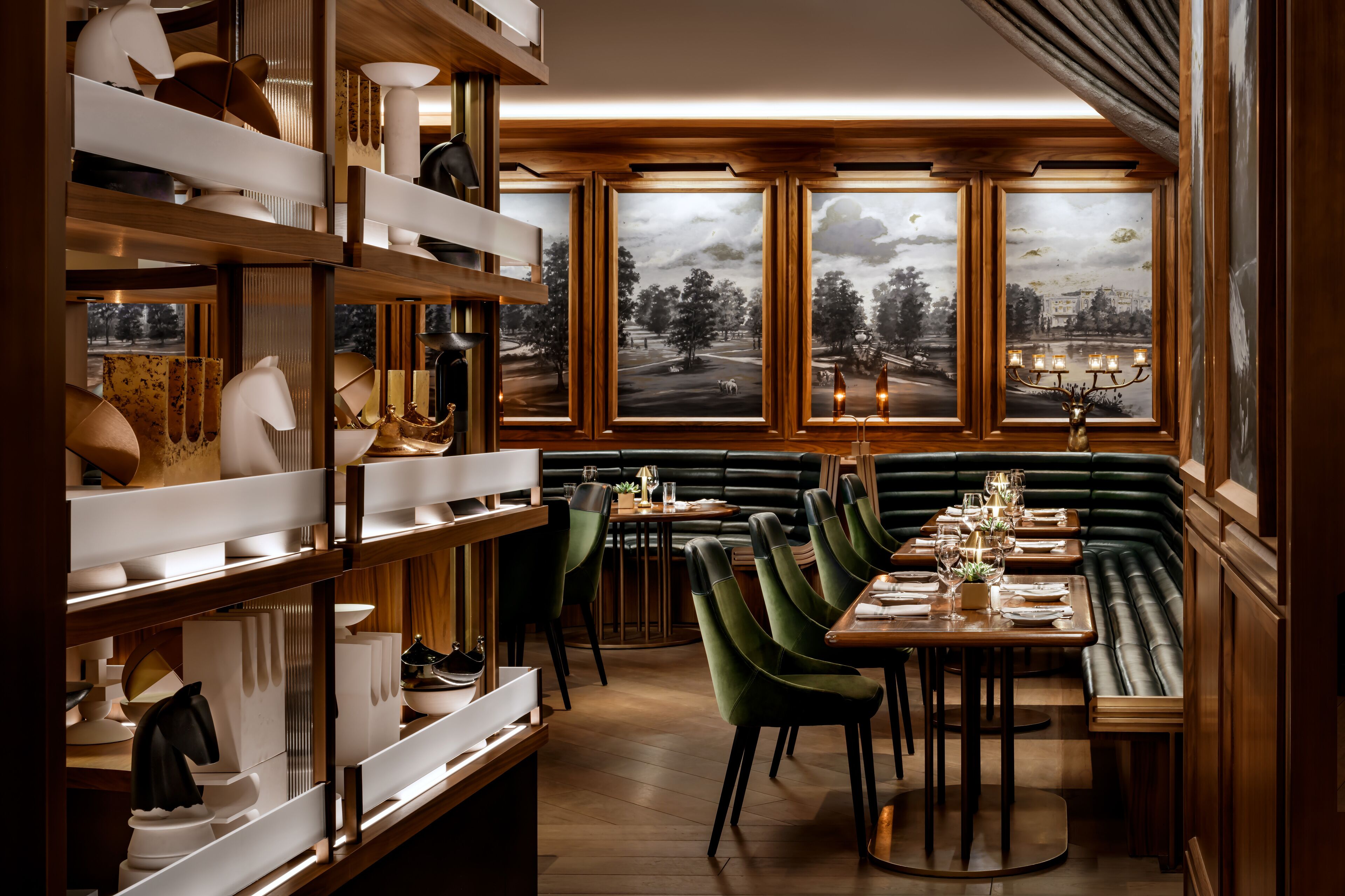 3 restaurants servant le déjeuner, le dîner, le souper et le brunch