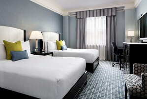 Luxury Double Room, 2 Katil Kelamin (Double), Non Smoking | Peralatan tempat tidur premium, tilam berlapik, bar mini