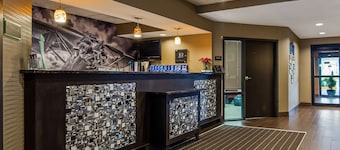 Best Western Plus Wichita West Airport Inn