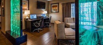 Best Western Plus Wichita West Airport Inn