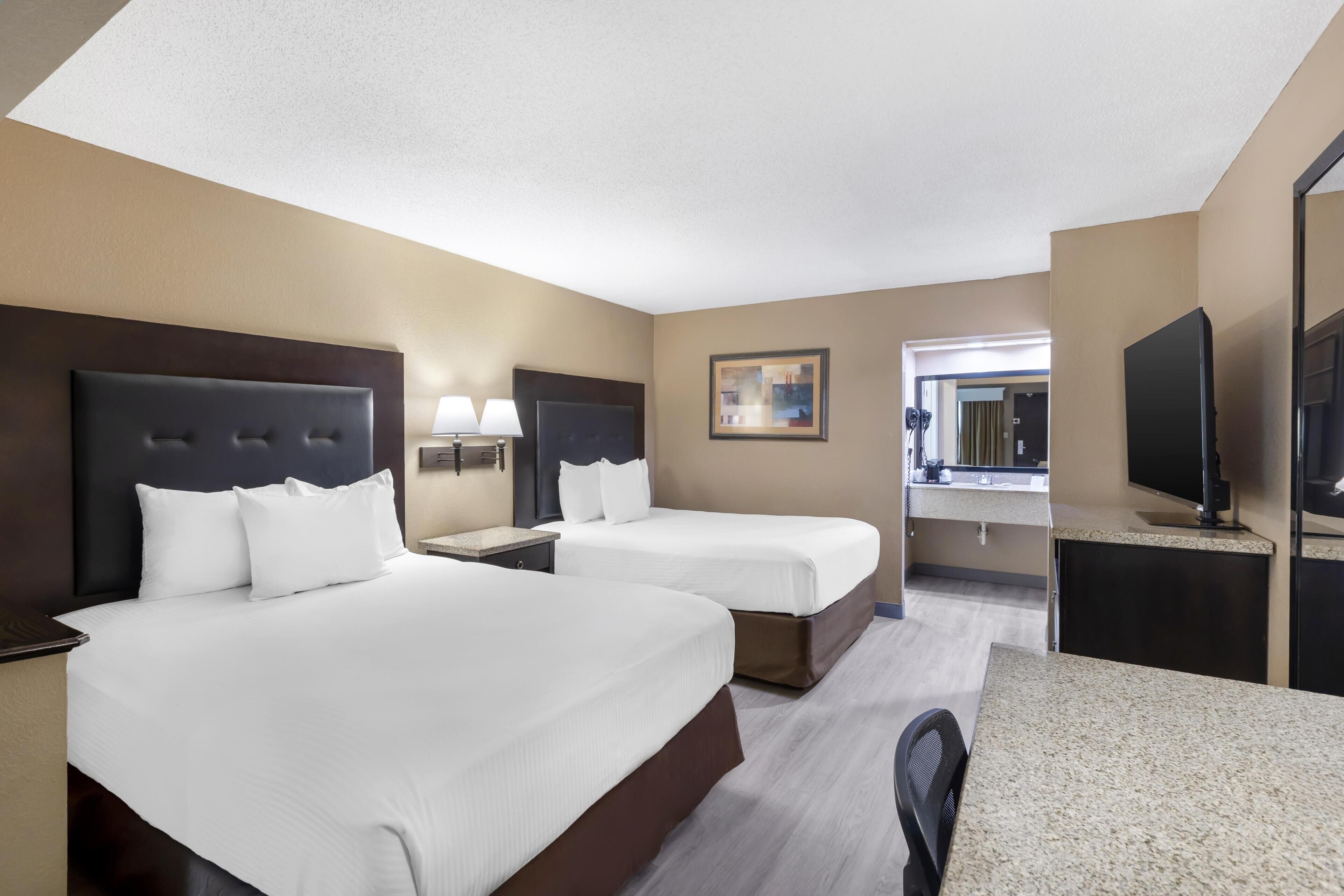 Standard Room, 2 Queen Beds, Non Smoking, Refrigerator & Microwave (Oversized Room)