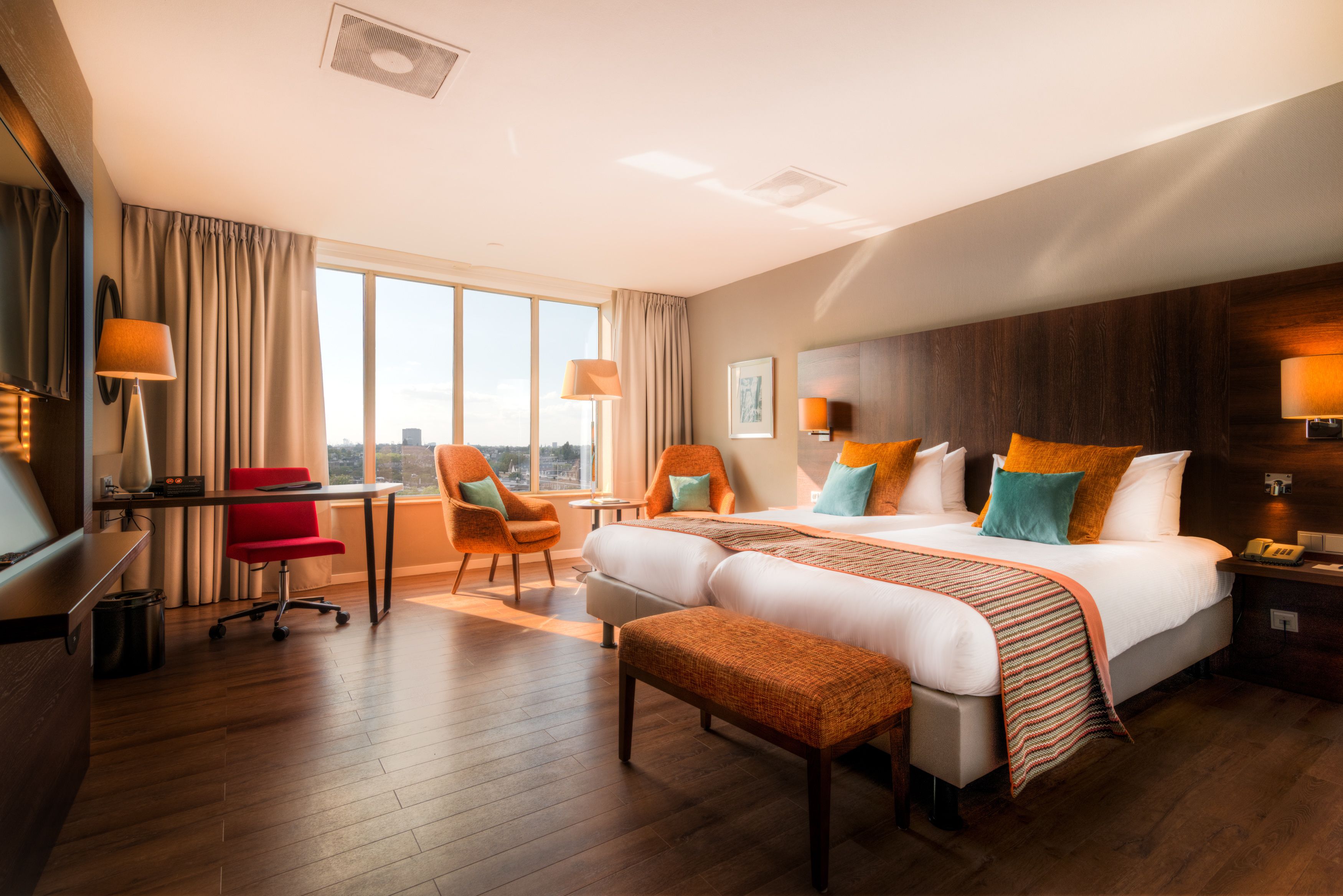 deluxe room, tower | 1 bedroom, down duvets, in-room safe, desk