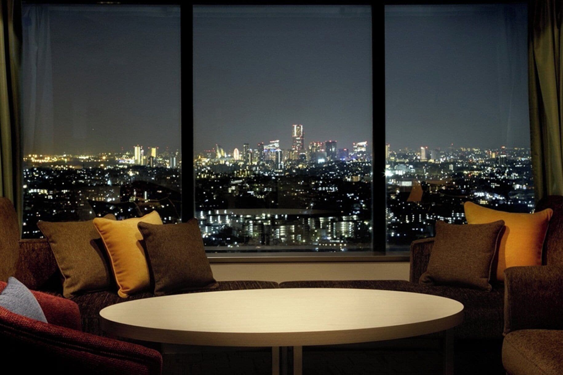 premium bedding, in-room safe, desk, blackout curtains