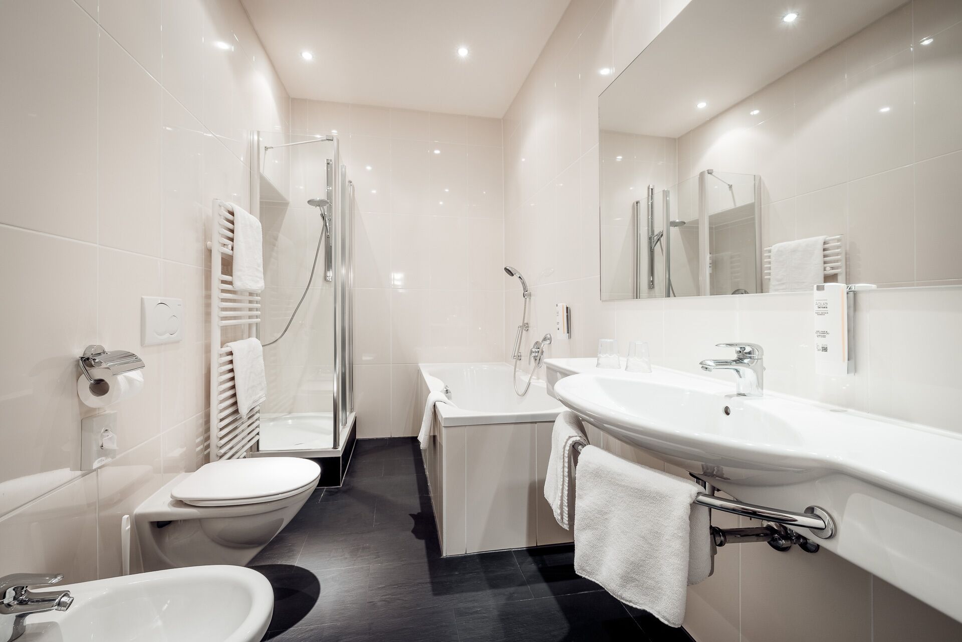 junior suite | bathroom | hair dryer, towels, soap, shampoo