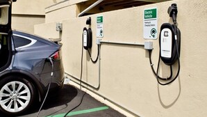 電気車両充電スタンド
