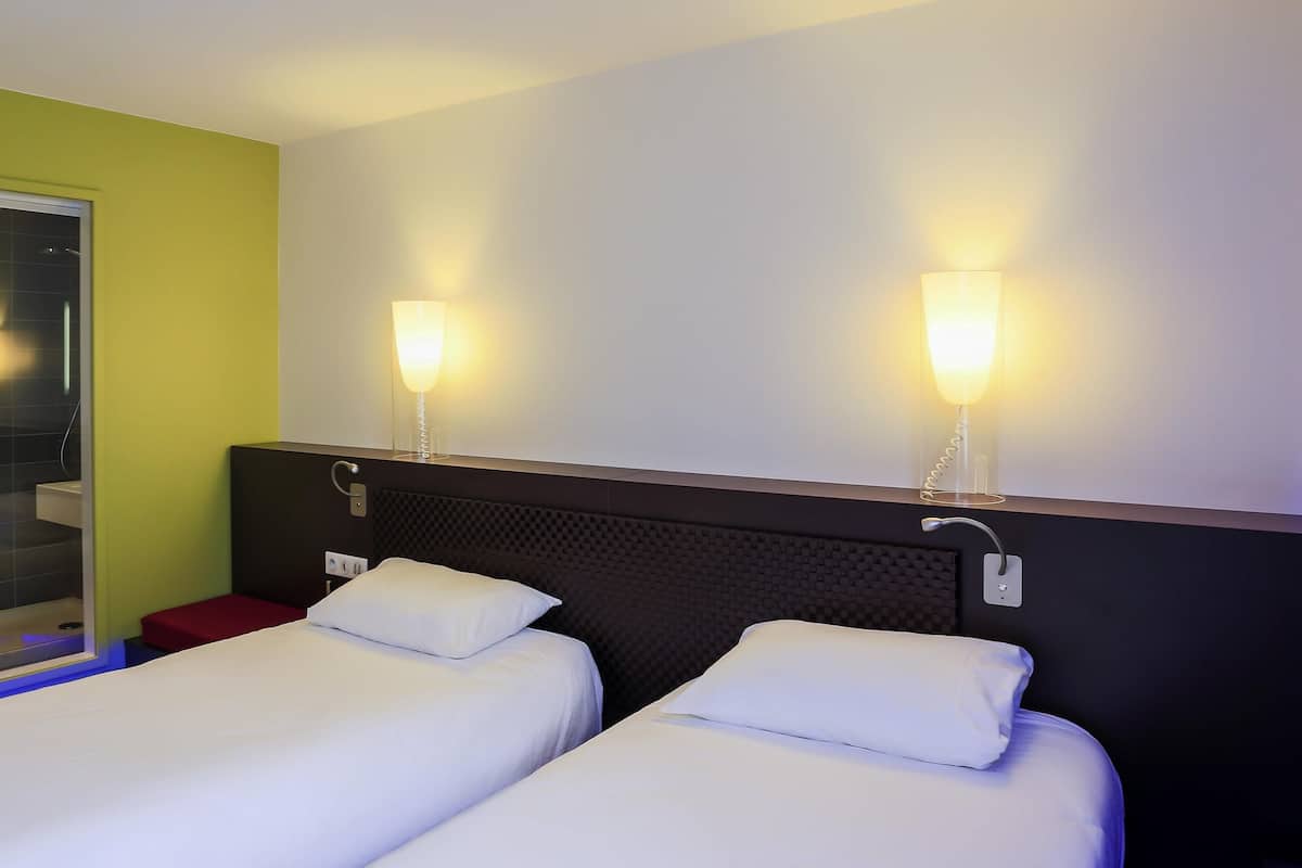 Standard Room, 2 Single Beds