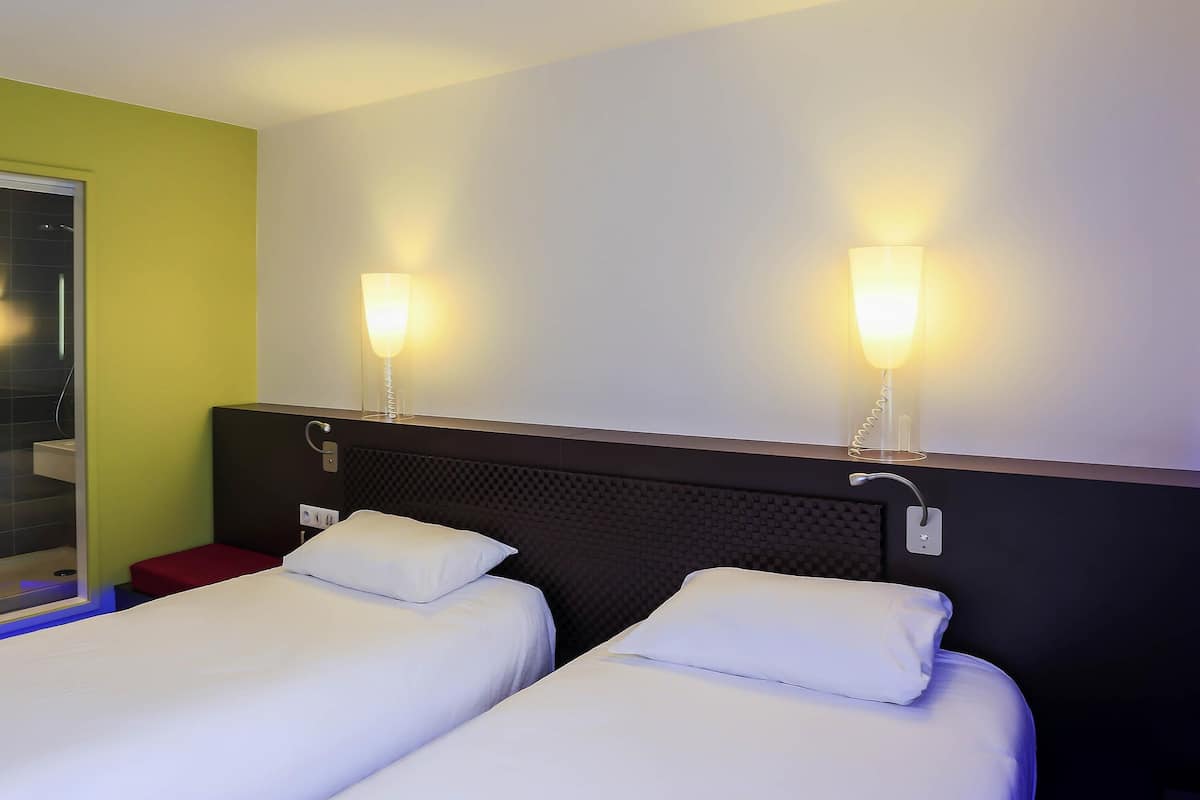 Standard Room, 2 Single Beds