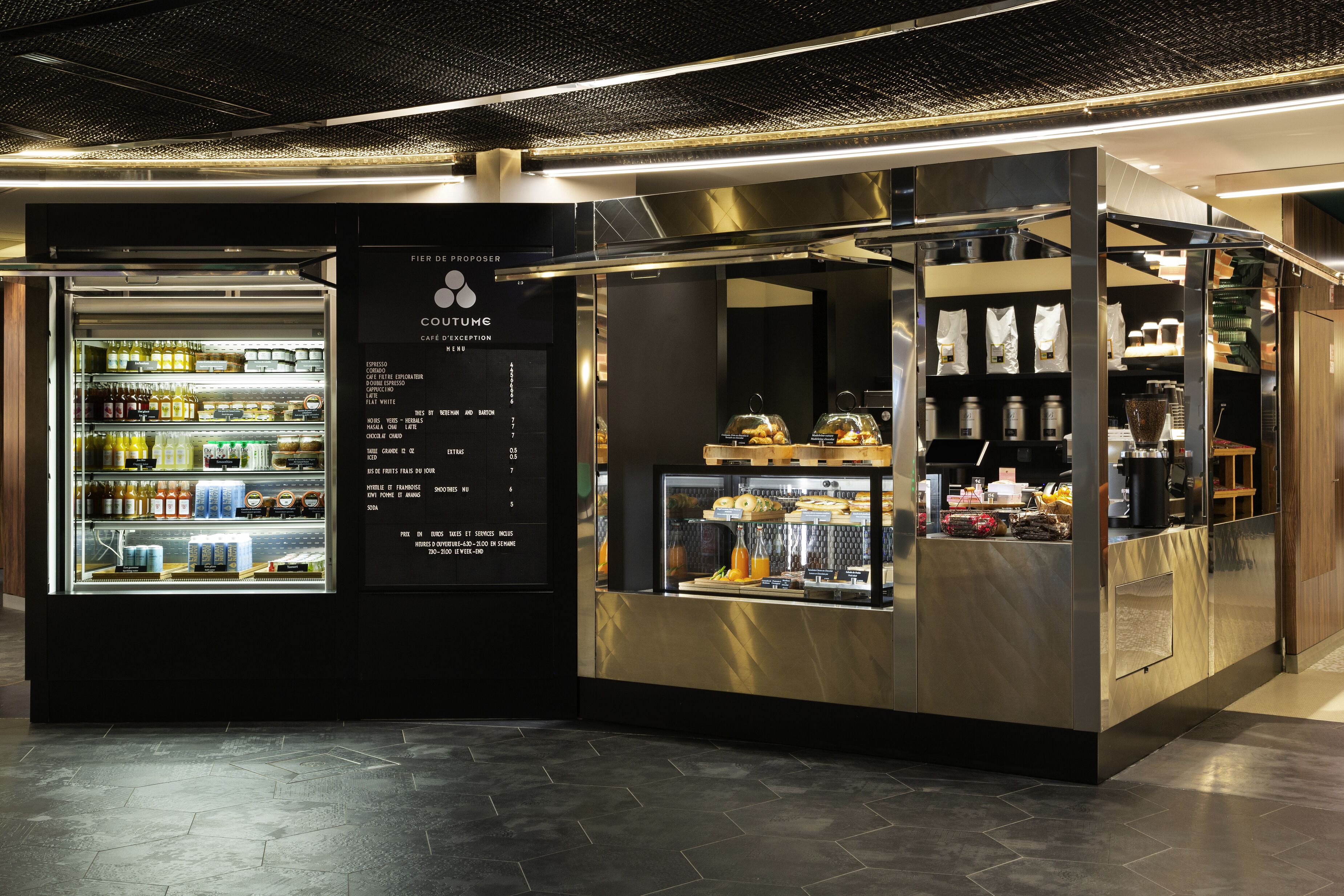 2 restaurants servant le petit déjeuner, spécialités Cuisine italienne