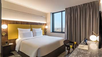 Egyptian cotton sheets, premium bedding, minibar, in-room safe