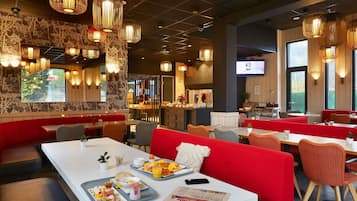 Morgenmadsbuffet hver dag (13.50 EUR pr. person)