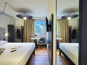 Soundproofing, iron/ironing board, free WiFi, bed sheets