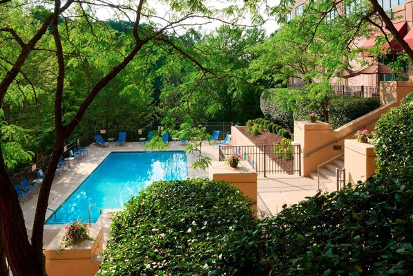 Indoor pool, seasonal outdoor pool