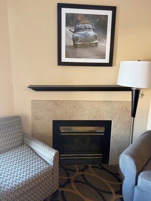 1 bedroom, premium bedding, in-room safe, iron/ironing board - Hampton Inn Harrisburg/Grantville/Hershey (Grantville)