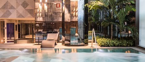 Couples treatment rooms, sauna, hot tub, steam room, Turkish bath