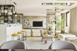 Egyptian cotton sheets, premium bedding, down duvets, pillow-top beds - Grand Hyatt Barcelona (Barcelona)