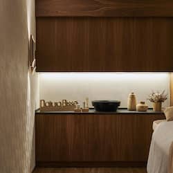 Couples treatment room(s), sauna, hot tub, steam room