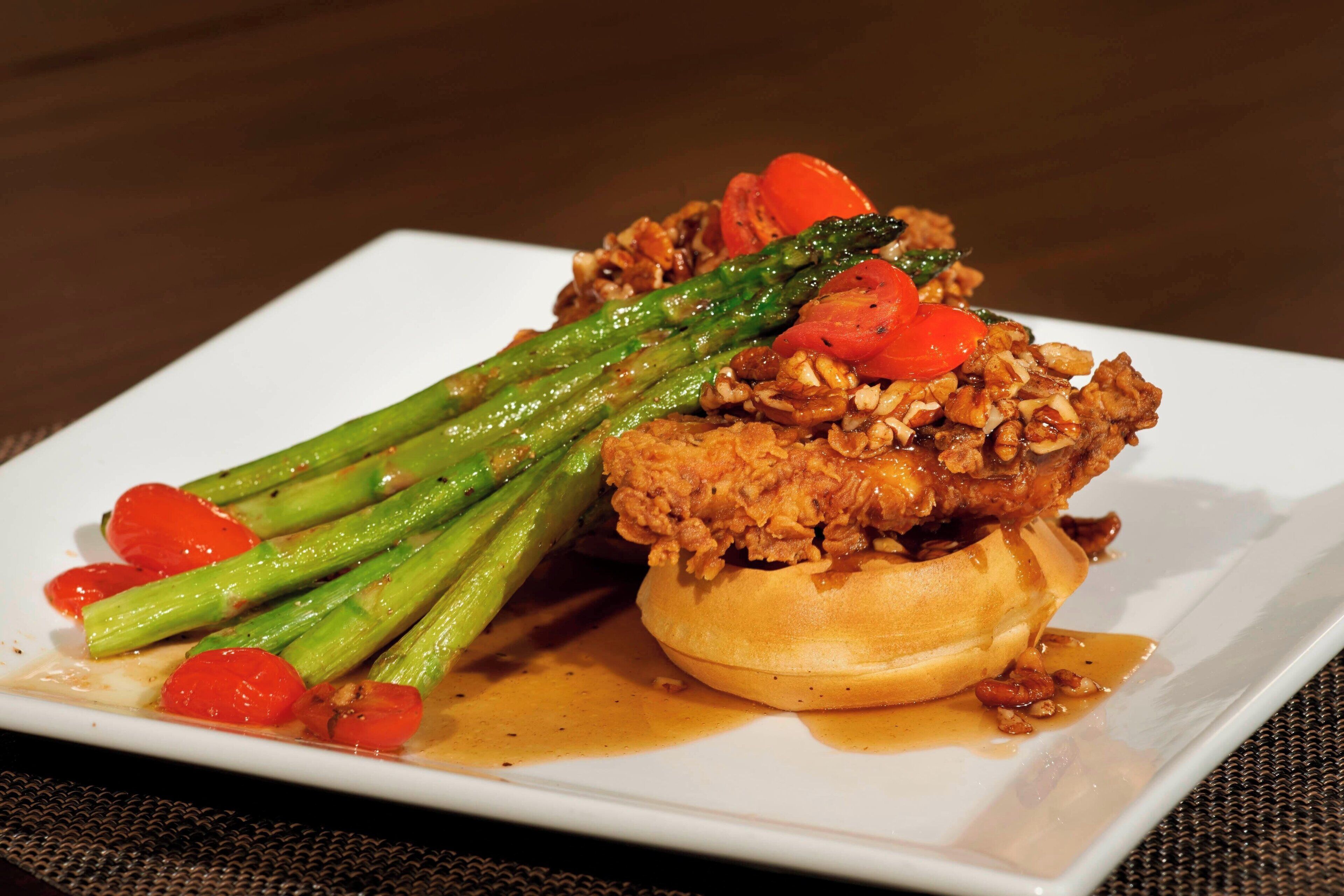 breakfast, lunch, dinner served; southern cuisine