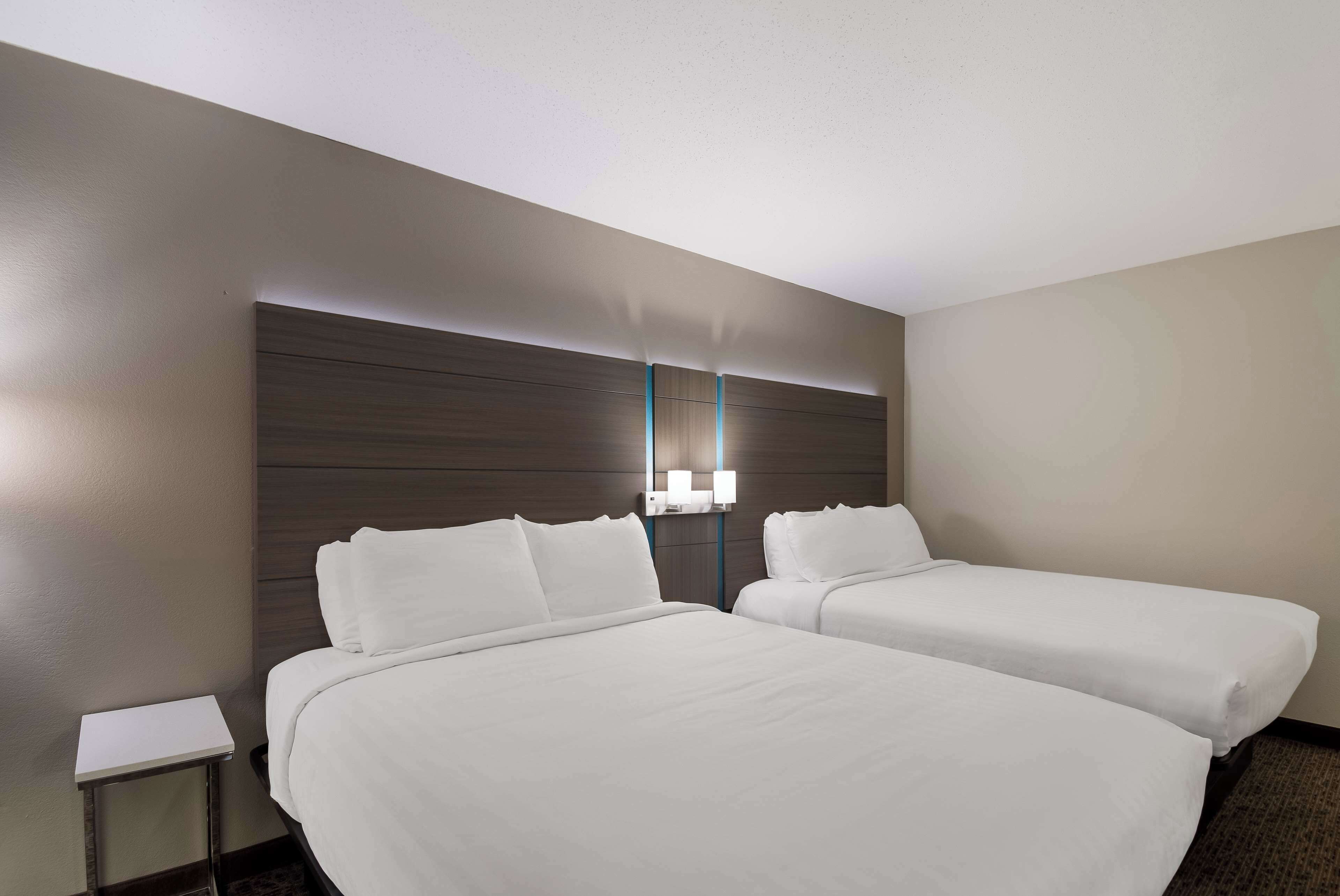 Standard Room, 2 Queen Beds, Non Smoking, Refrigerator & Microwave | In-room safe, iron/ironing board, free WiFi, bed sheets