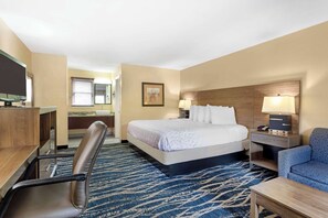 Standard Room, 1 King Bed, Non Smoking, Balcony | Iron/ironing board, free WiFi, bed sheets