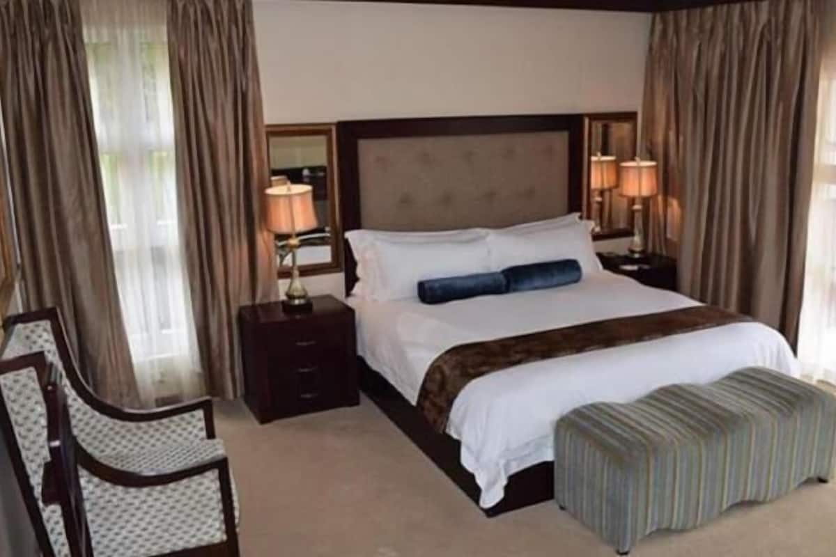 Couette en duvet d'oie, minibar, coffres-forts dans les chambres, bureau