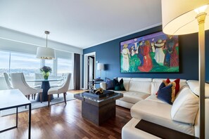 Ropa de cama hipoalergénica y minibar 