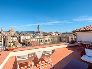 Lunch and dinner served, Regional cuisine - B&B Hotel Firenze Pitti Palace al Ponte Vecchio (Florence)