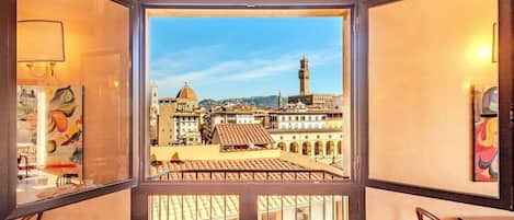 Lunch and dinner served, Regional cuisine