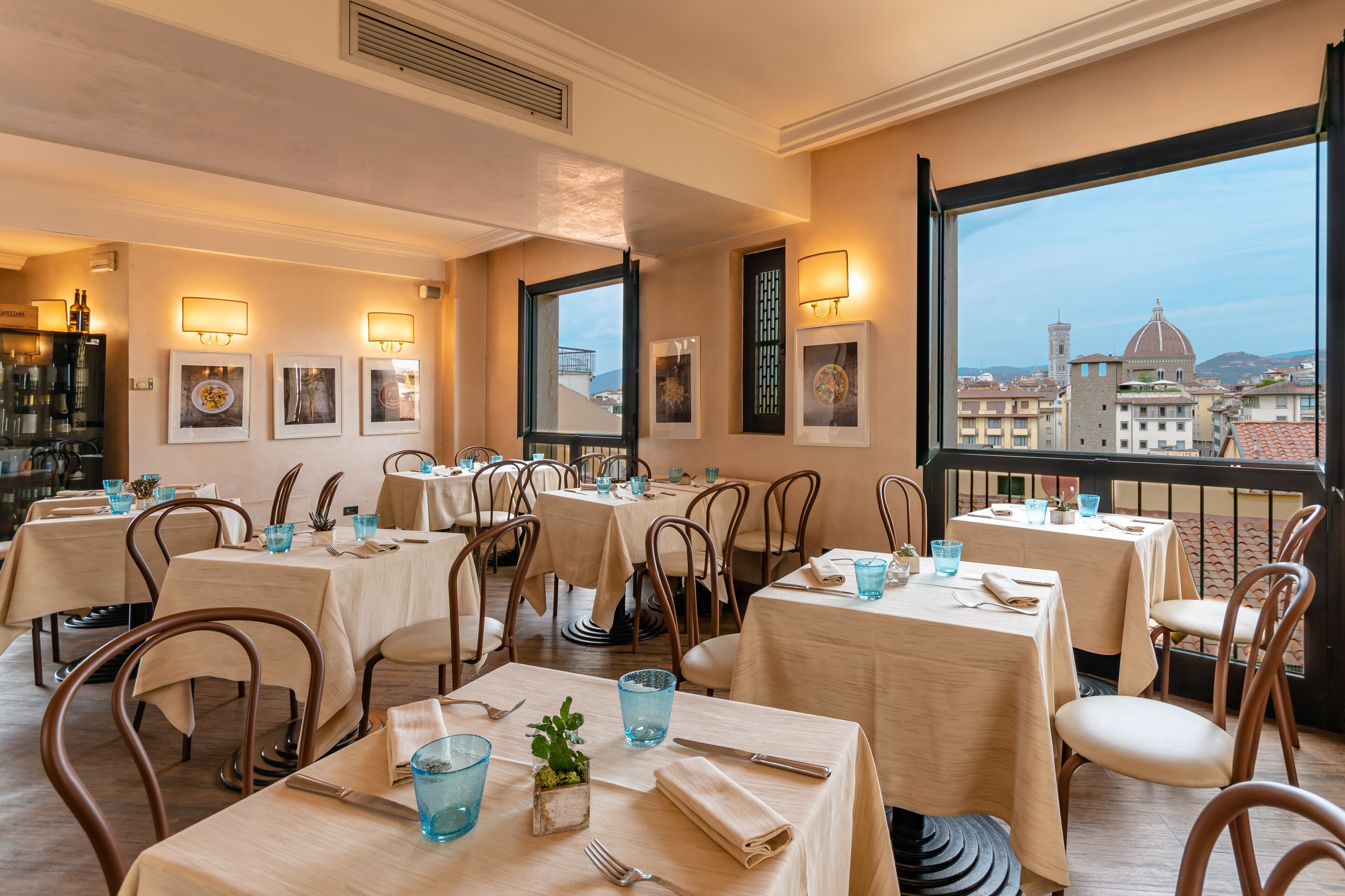 Desayuno a la carta (EUR 15 por persona) 