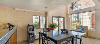 Econo Lodge Moreno Valley