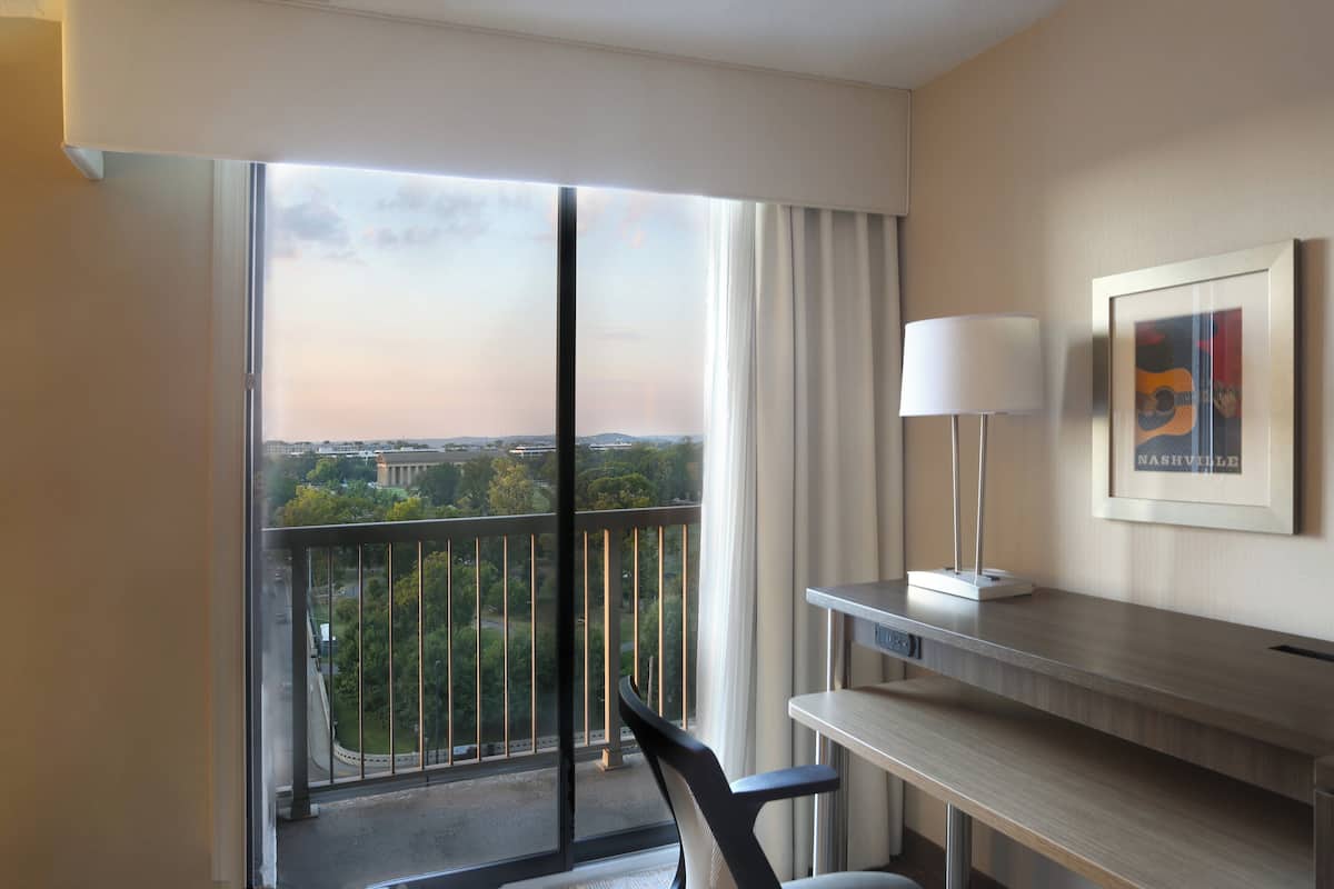 Literie de qualité supérieure, surmatelas, bureau