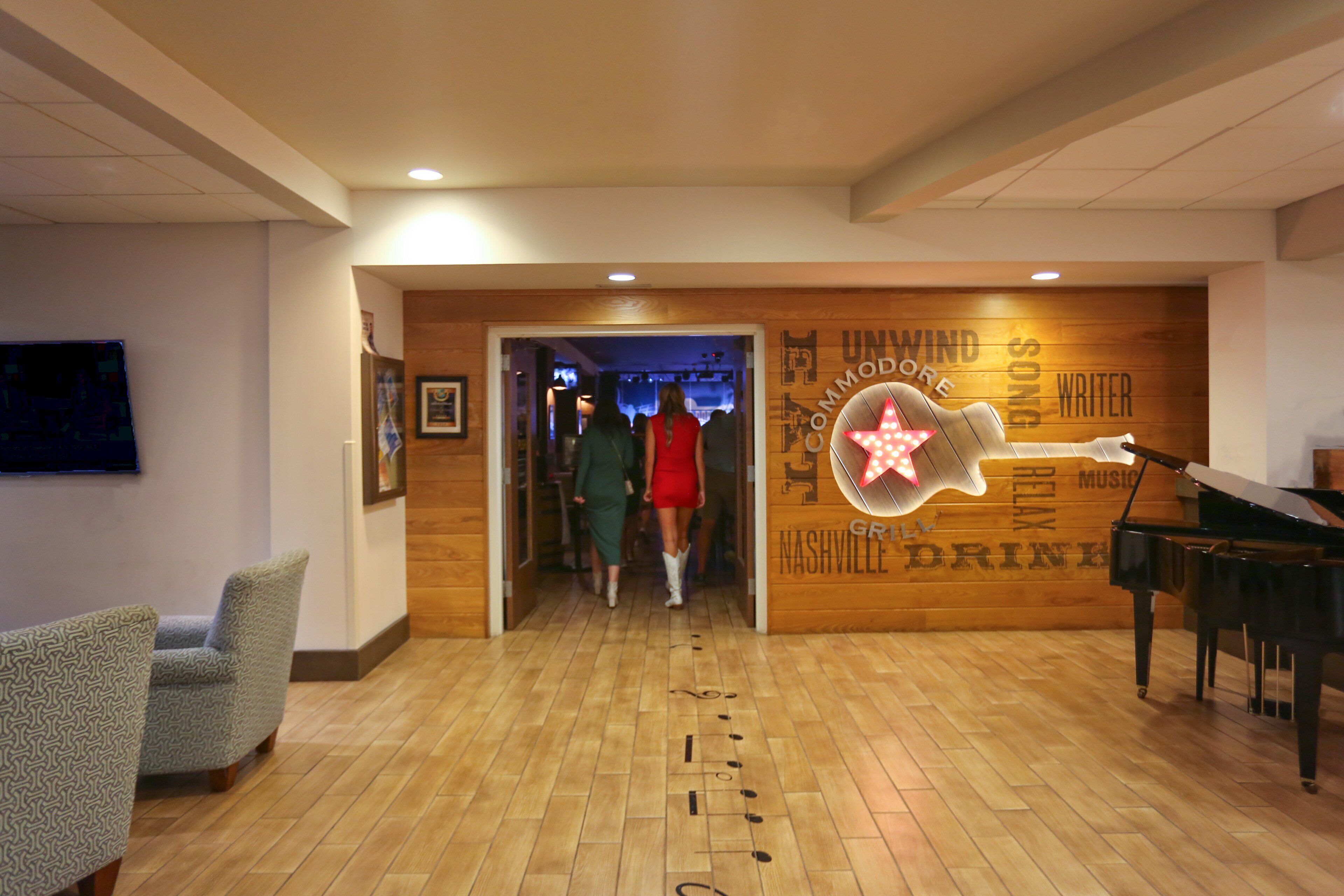 Breakfast and dinner served, American cuisine