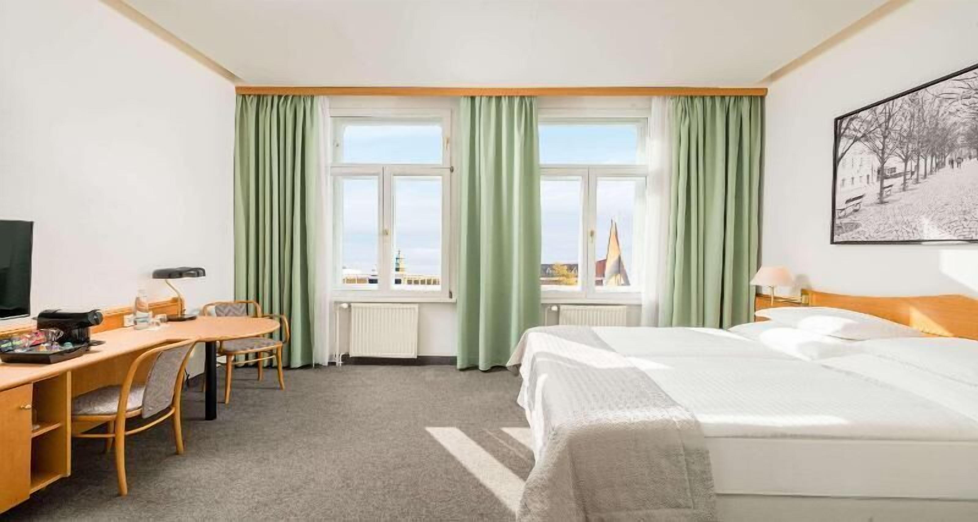 Desk, free WiFi, bed sheets