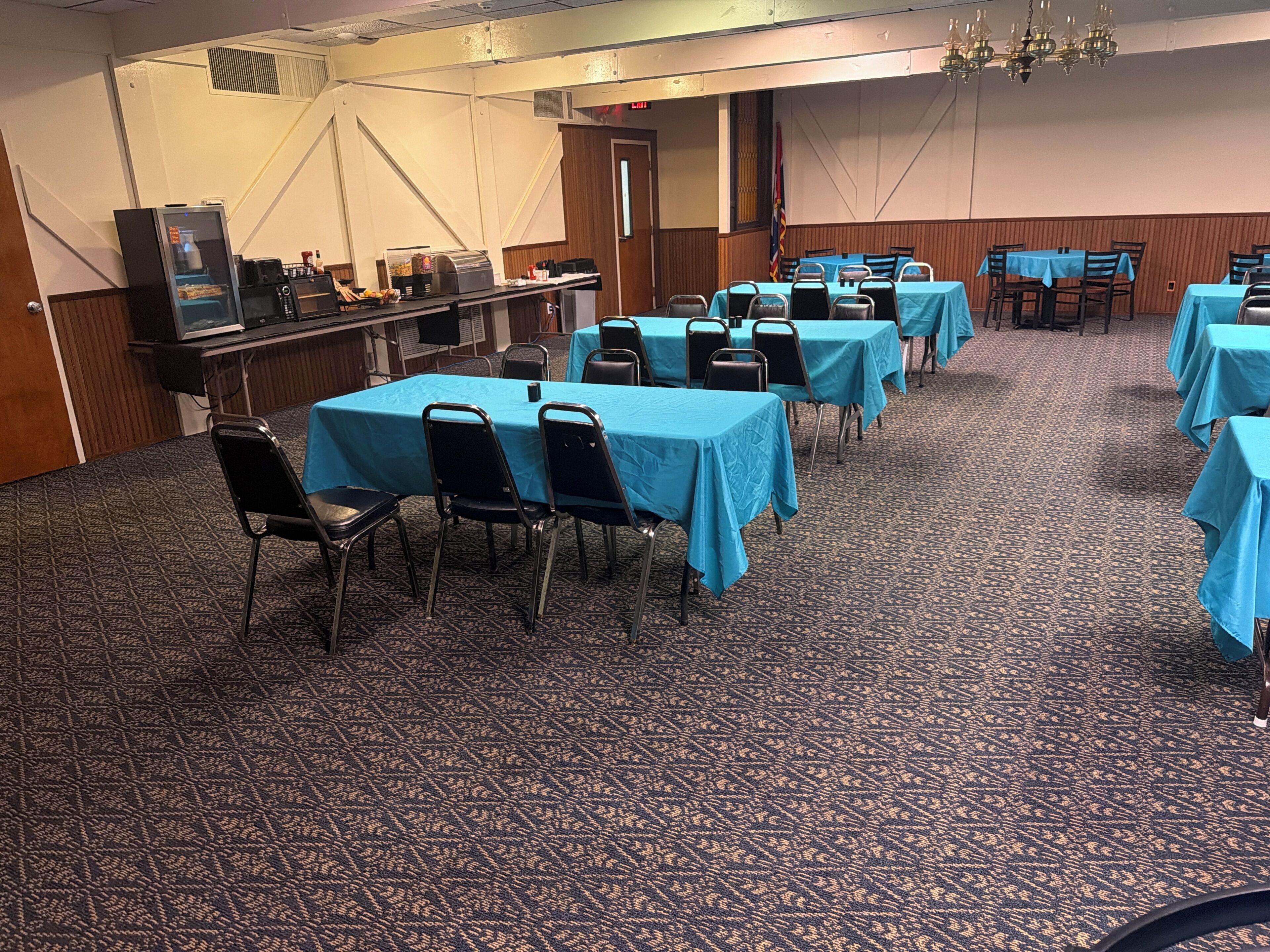 Free daily continental breakfast