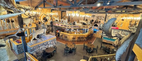 Bar lounge