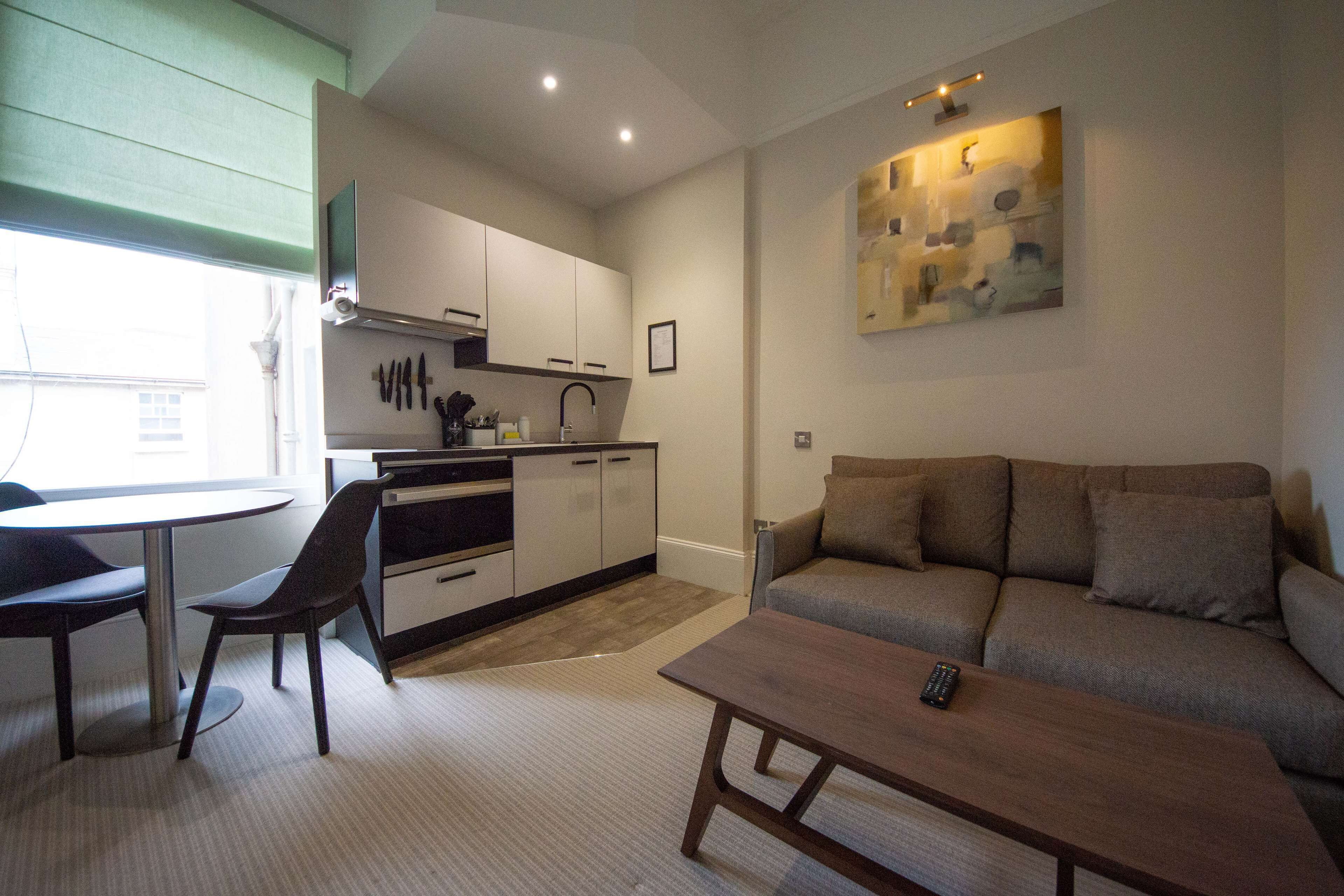 standard apartment, 1 double bed, non smoking, kitchen | desk, free wifi, bed sheets, alarm clocks